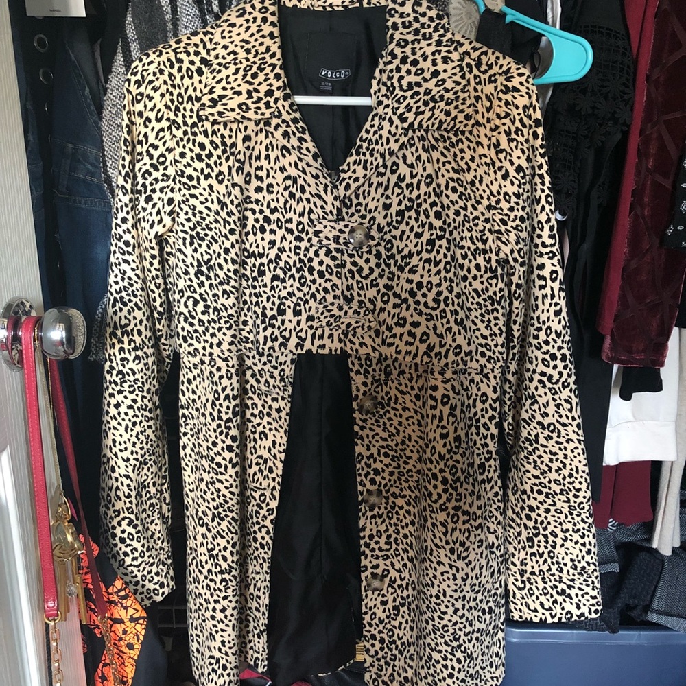 Leopard coat - Picture 3 of 3